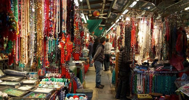 Крупнейший в мире ювелирный базар откроется в Гонконге в начале следующего года