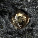 Почему бриллиант останется самым дорогим камнем