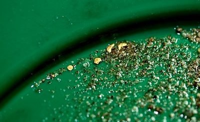 Золотодобытчики на реках Болгарии работают свободно