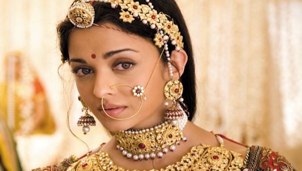 Контрабанда золота в Индии – куда девается конфискованный металл?