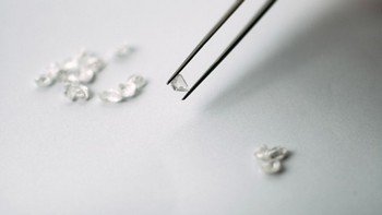 AG&J оценила решение GIA о классификации лабораторных и природных бриллиантов